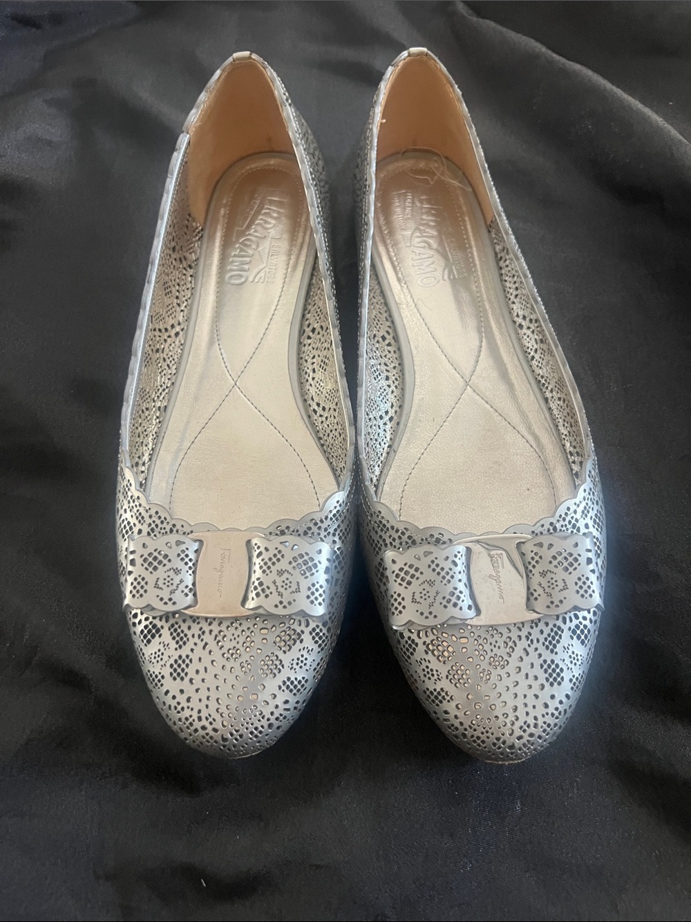 Salvatore Ferragamo Silver Perforated Vara Bow Ballet Flats